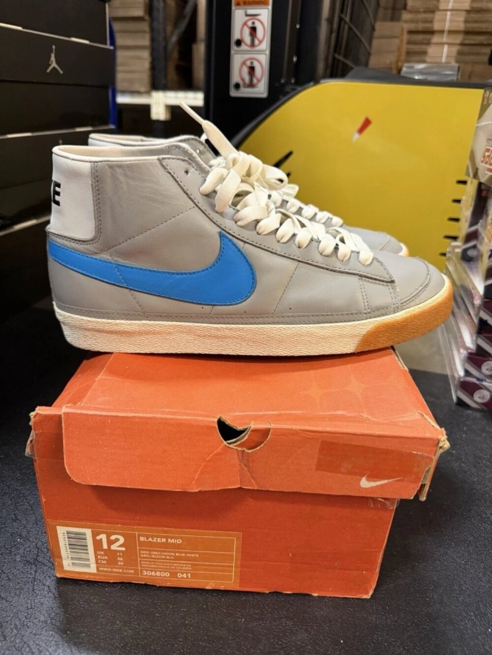 WORN Men’s Nike Blazer Mid Zoo York 306800-041 Size 12 WITH BOX